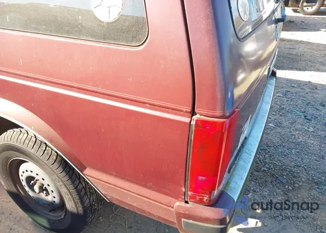 1990 Plymouth Grand Voyager Se from USA, damaged, VIN 1P4FH44R5LX283229